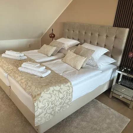 Rezidence 19 아파트